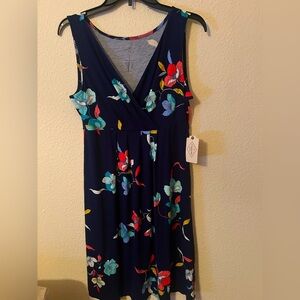 St.‎ John’s new faux navy floral wrap dress